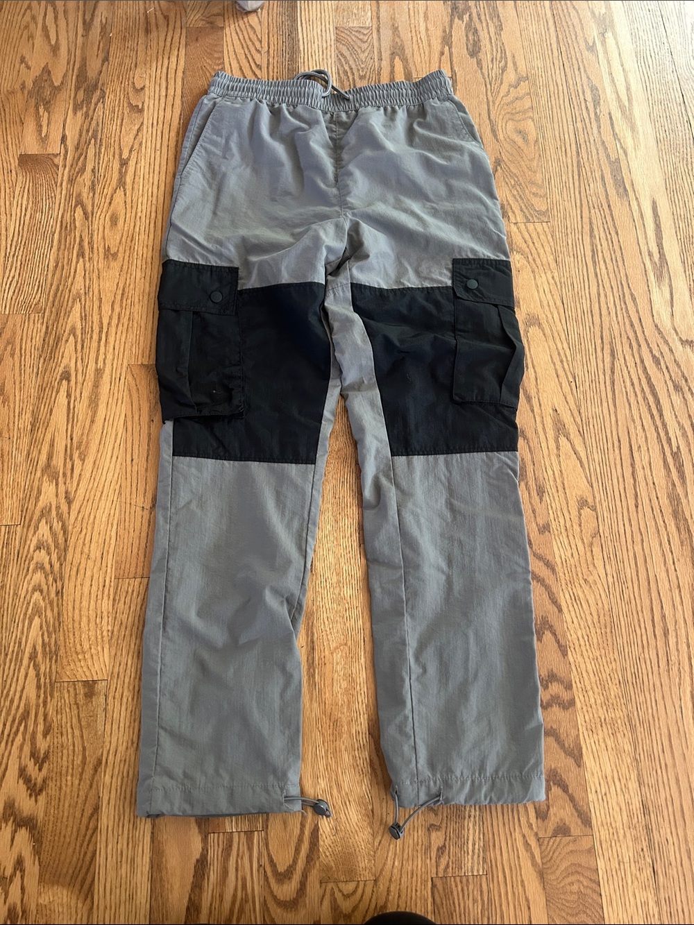 PacSun Men's Gray and Black Cargo Pants with Elastic Waist